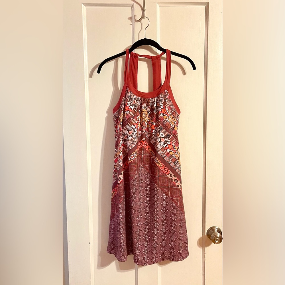 PrAna | Rose and gold ikat print sleeveless dress w shelf bra. Size M.